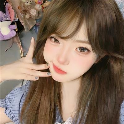踉跄女孩